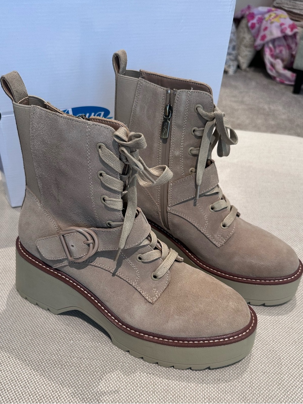 AQUA COLLEGE size 10 Sand Suede Waterproof Heeled Boots NEW $98